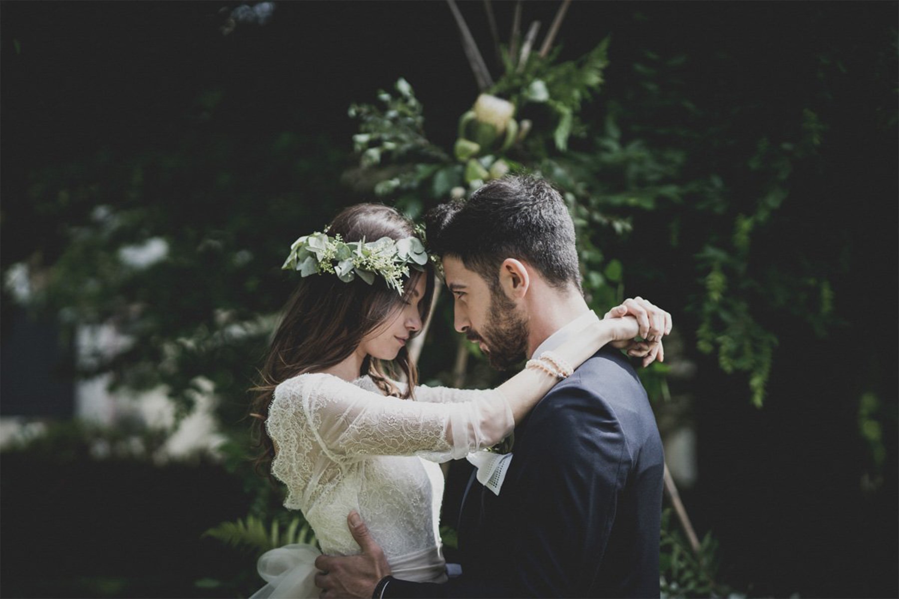 Elopement in the woods